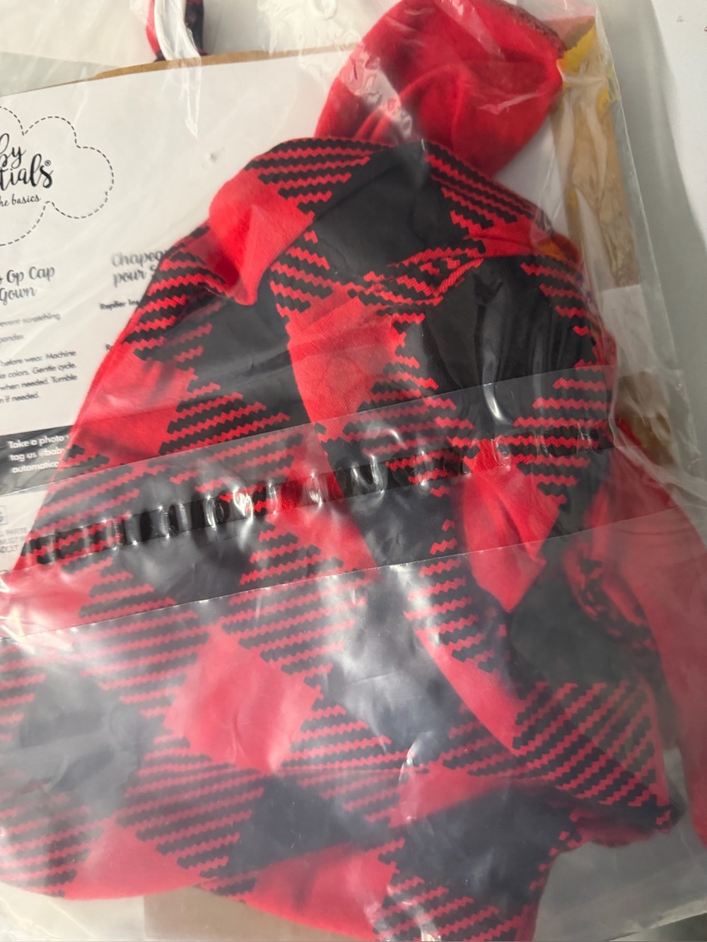 Baby red and black plaid nightgown and hat 0 to 3 months new with tags unisex